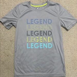 Gray Graphic Tee with 'LEGEND' Print